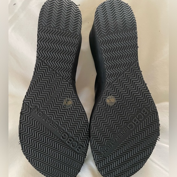 BCBG Sandals - Picture 3 of 4